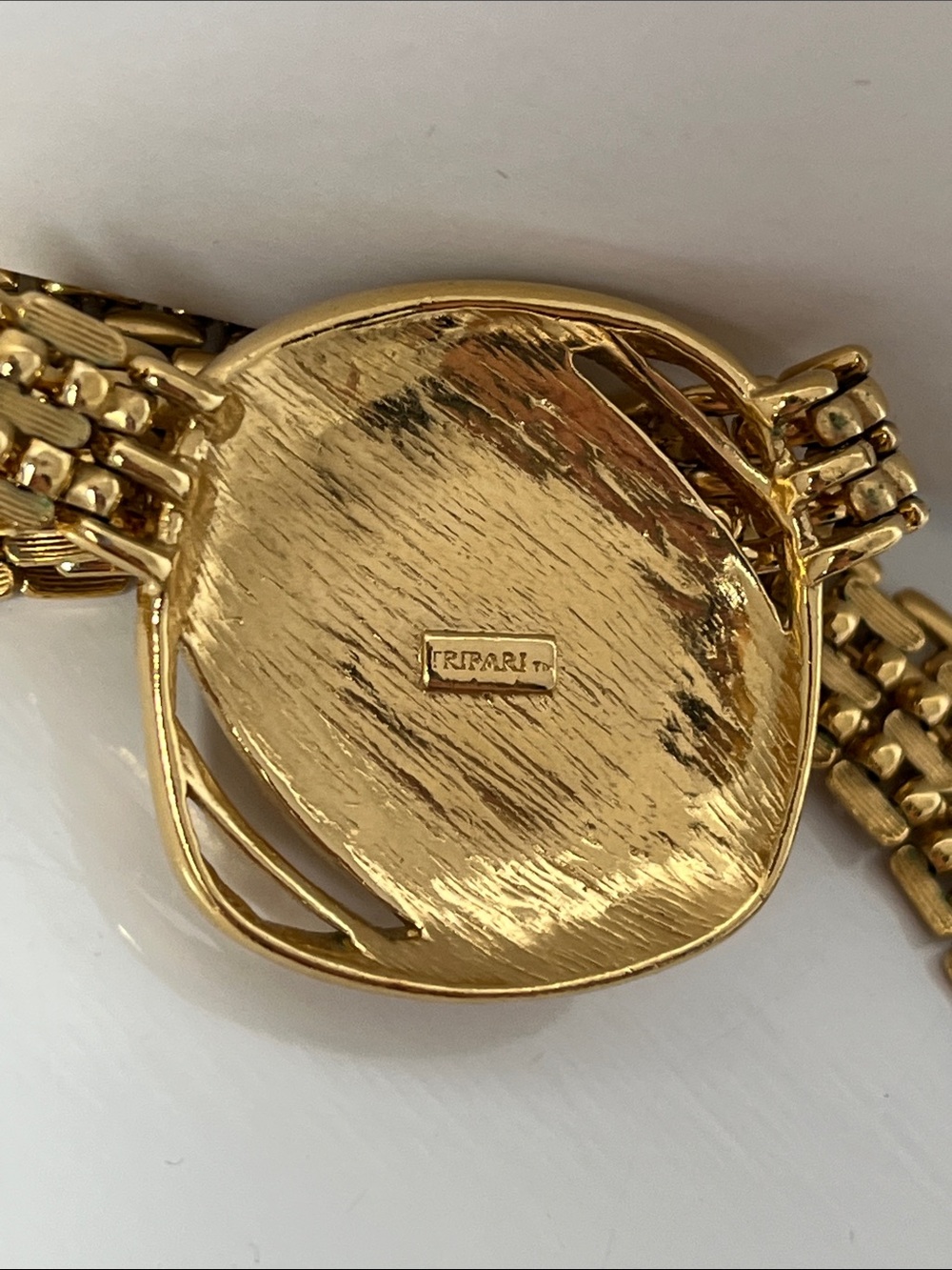 Vintage Trifari Gold Tone White faux Stone Statement Woven Chain Necklace Choker - Picture 3 of 11